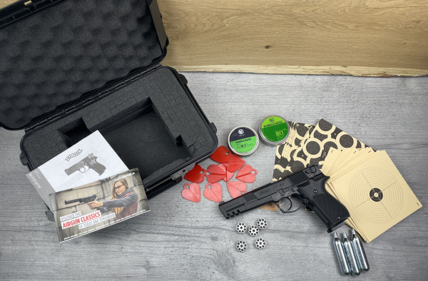 Umarex Walther CP88 CO2 Pistole 4,5mm Diabolo + 3 Kartuschen, Munition, Schießkarten & großer Koffer