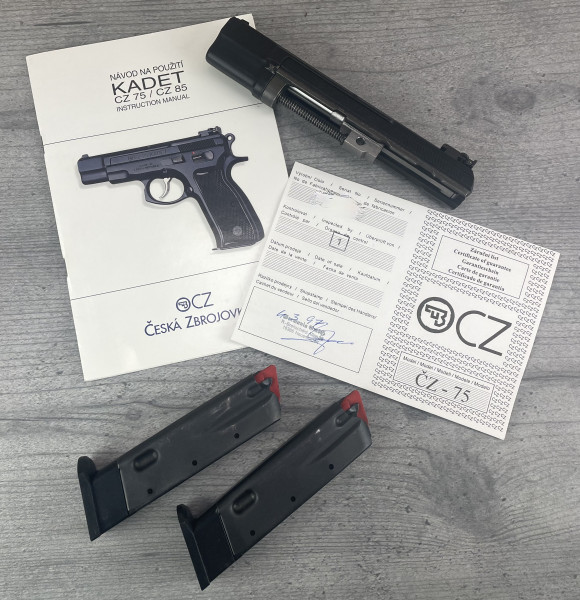 CZ 75 Wechselsystem Kadet .22l.r. LL: 11,7cm