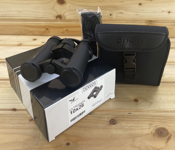 BWare DDoptics 440120021 Fernglas Ultralight 10x26 mit Zubehör V562