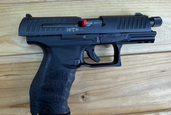 Vorführwaffe Walther halbautom. Pistole PPQ M2B Navy 9x19 PS 4,6" 15R17R INT 9mm Luger