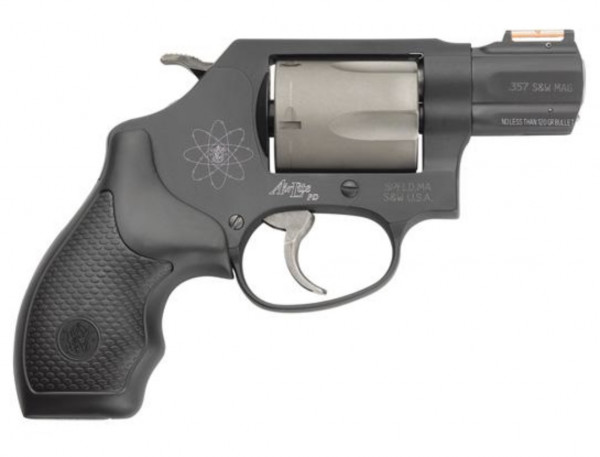 Smith & Wesson MODEL 360PD .357 Mag. Revolver