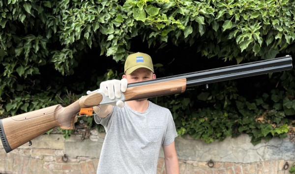 Huglu Victor Jagd Kal. 12/76 71cm Lauf Einabzug Ejector Riemenbügel silber